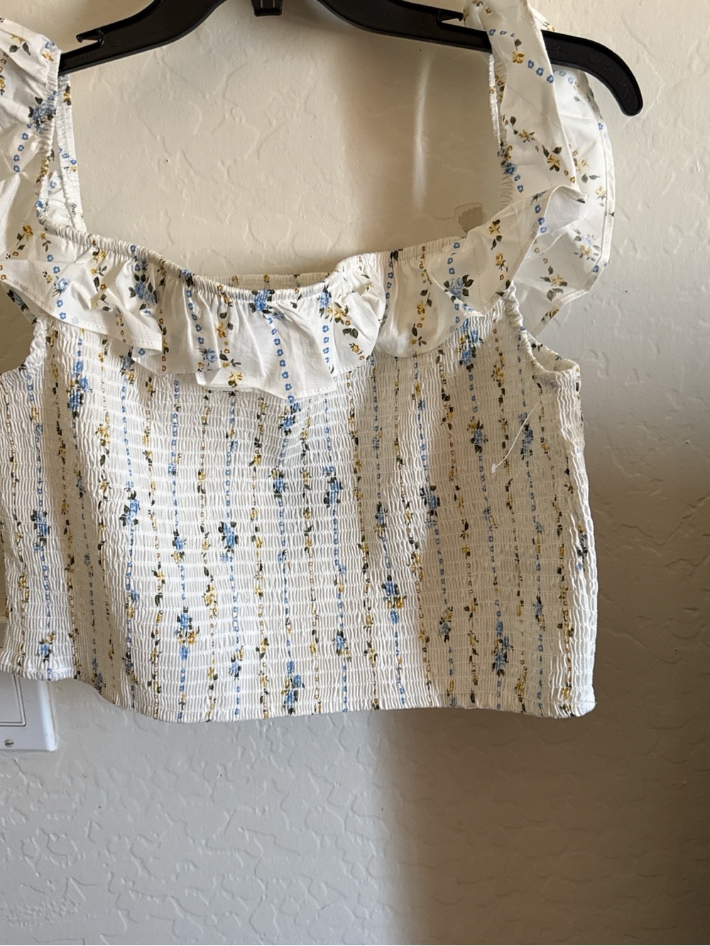wild fable White Floral Ruffle Smocked Crop Cami